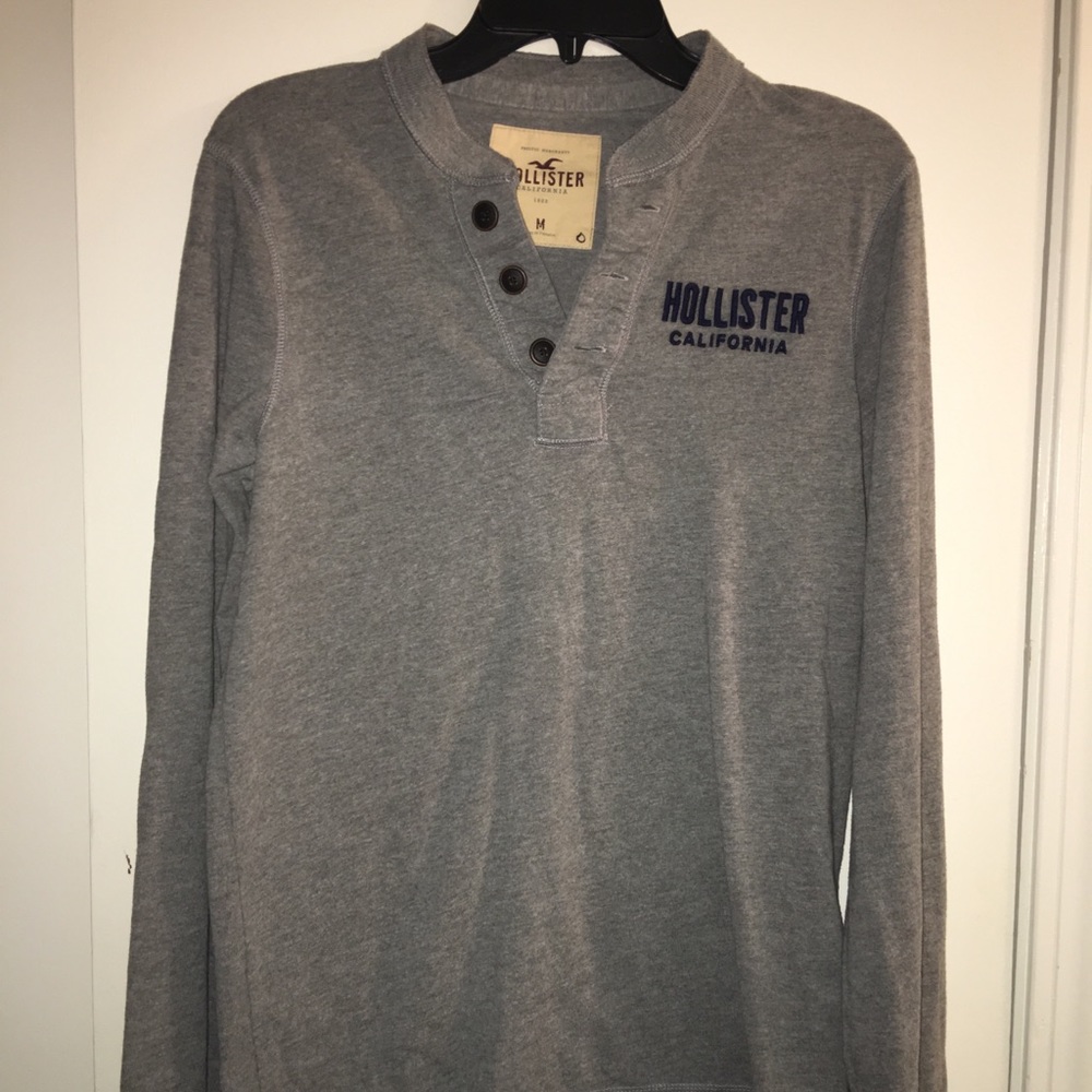 Hollister shirt